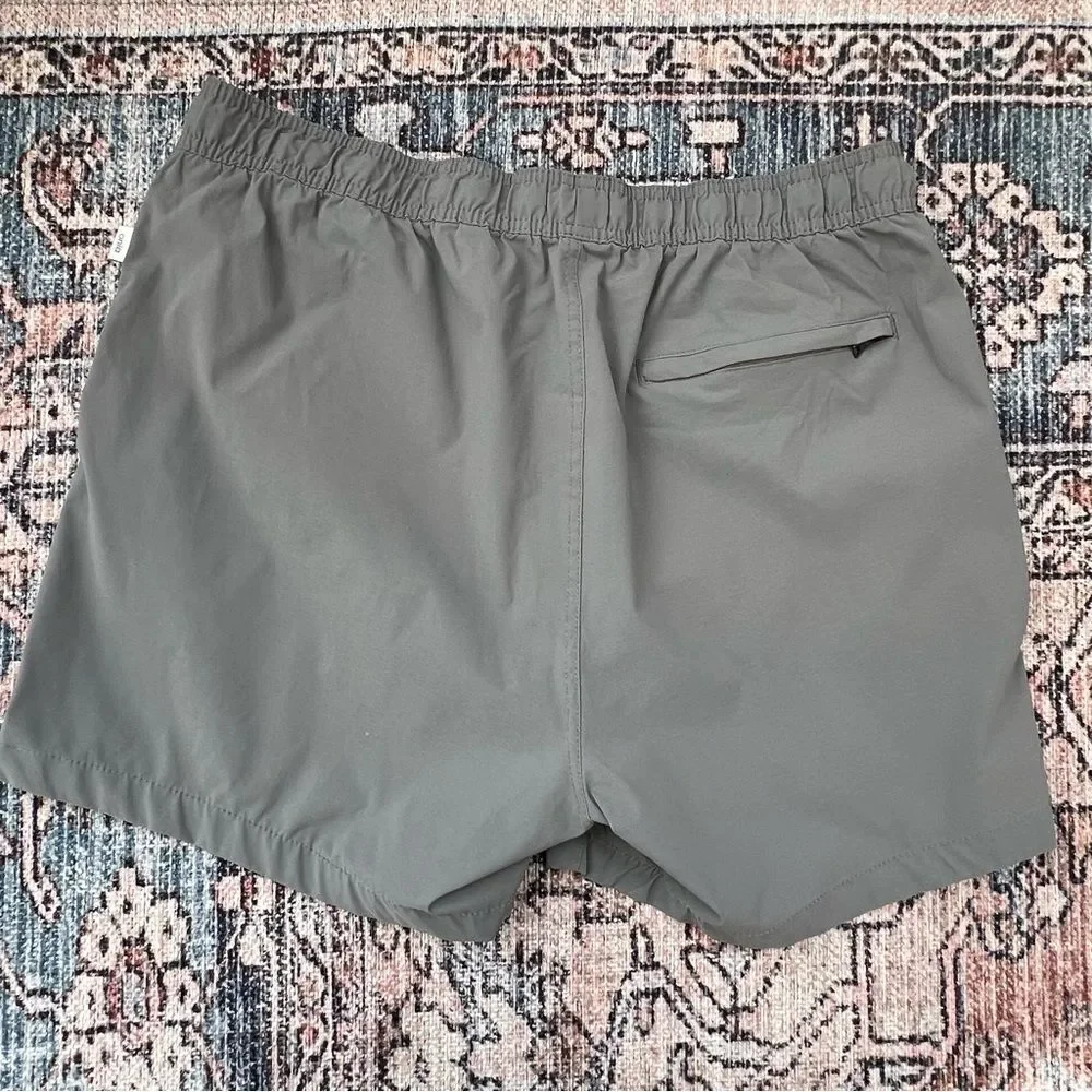 Onia these swim